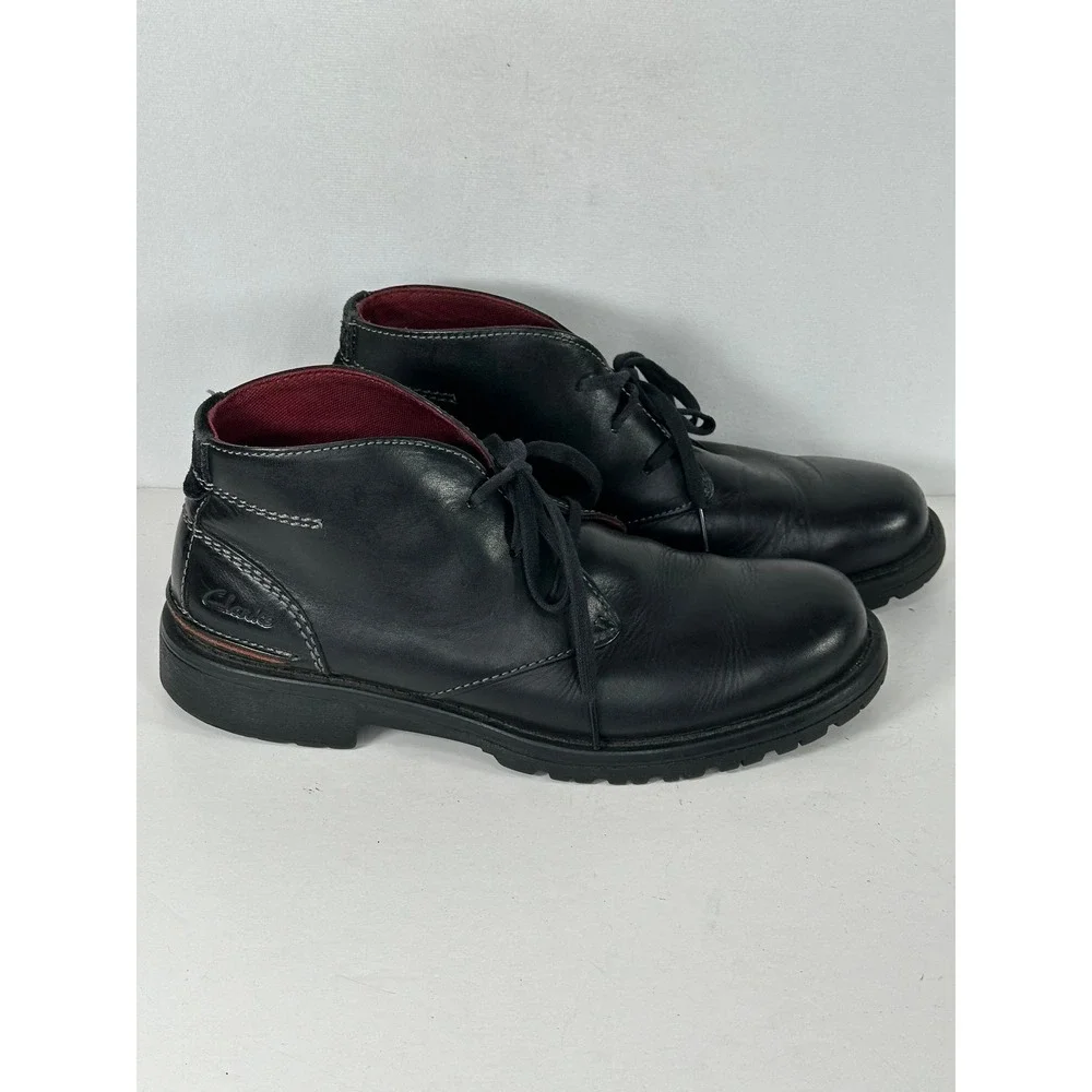 Clarks Roar Black Leather Chukka Boots Lace Up Ankle Lug Sole 82490 Sz 9